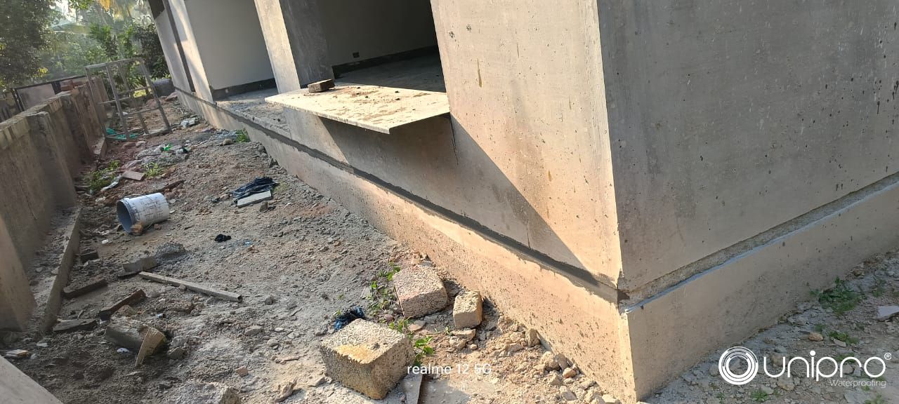 image of mirror C groove for the prevention of outer wall capillary rise there by leading to wall dampness.